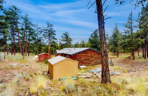 Guffey House | Adventure Lodge