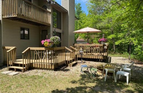 Marion House | Adventures @ Cottage on the Bend