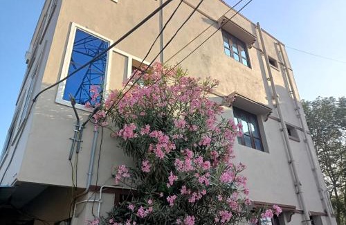 Tirupati Villa | ADVIK HOMESTAYS