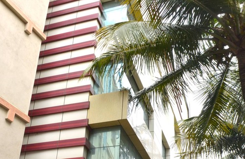 Bommasandra Hotel | Adya Classic