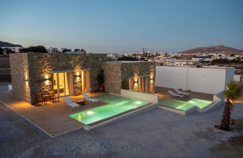 Ano Mera Apartment | Adyton Luxury Suites Privatepool Oasis in Mykonos