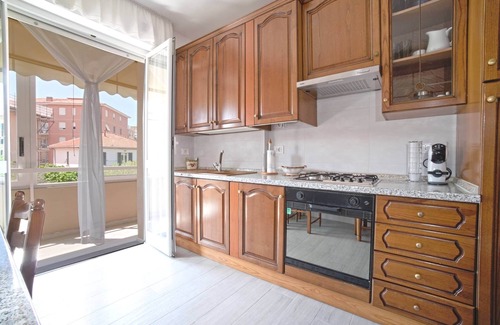 Rezza Apartment | AED Home
