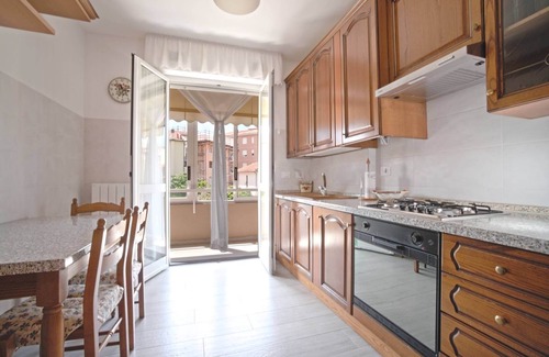 Rezza Apartment | AED Home