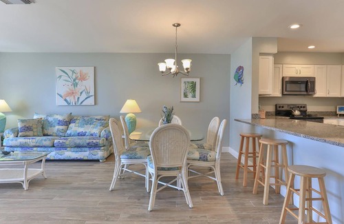 Holiday Isle Condo | Aegean 204-Stunning Gulf Views-2BR-Pool