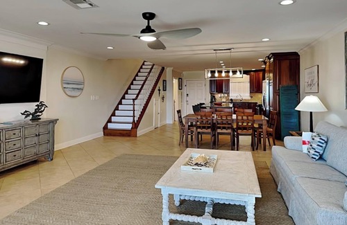 Holiday Isle Condo | Aegean #332 - Gulf-Front Views, Relaxing Amenities