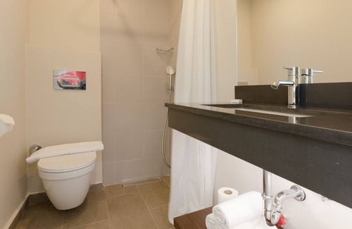 Cesme Apartment | AEGEAN Apartments Cesme - Comfort Room, Twin Bed with Garden View