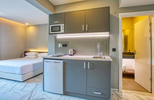 Cesme Apartment | AEGEAN Apartments Cesme - Studio Large Room, Living Room with Kitchen