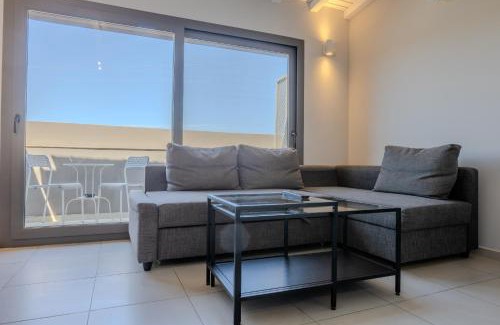 Cesme Apartment | AEGEAN Apartments - Marina & Chios Island View