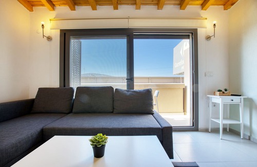 Cesme Apartment | AEGEAN Apartments Marina & Chios Island View - Suite Apartment with Marina View