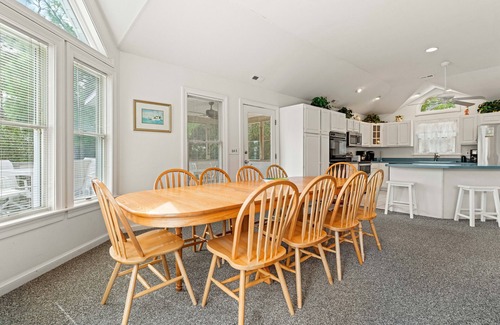 Corolla Light House | Aegean Odyssey: Corolla Light Resort, 6 Bedrooms, 1675 Ft to Beach