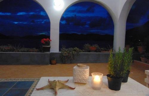 Mirties Apartment | Aegean Villa-On beach apartment! Ideal choice!