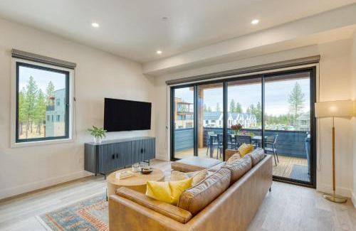 Bend House | Aerie Stylish 6 Unit Buyout 15BDR Near Downtown Mountain Views Hot Tub