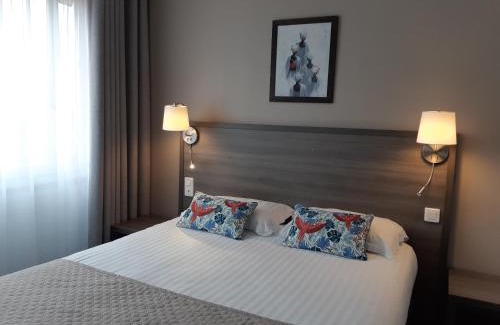 Saint-Cyr-l'Ecole Hotel | Aerotel Versailles Saint Cyr - L'étape du Silence