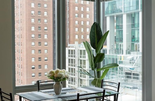 The Loop Apartment | Affordable 2-Bedroom on Wabash