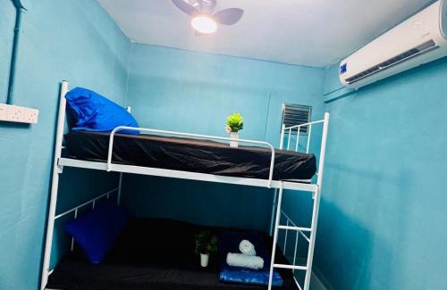Gelugor Apartment | Affordable 3BR for 8 pax Malaysian guest only Walk to Usm Netflix