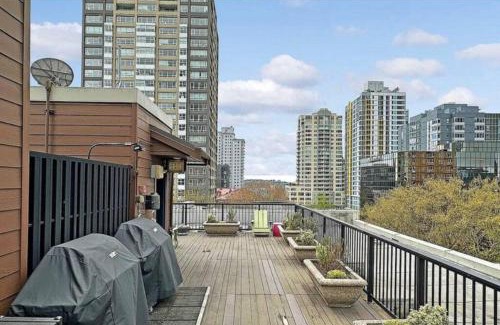 Belltown Apartment | Affordable Belltown Condo Near Space Needle & Downtown