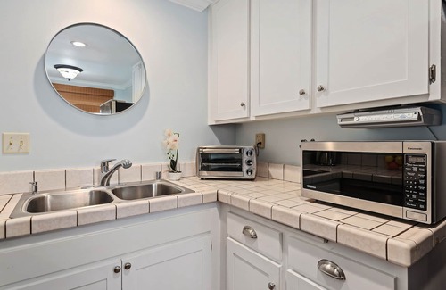 Carpinteria Condo | Affordable! Carpinteria Shores Beachfront Condo.