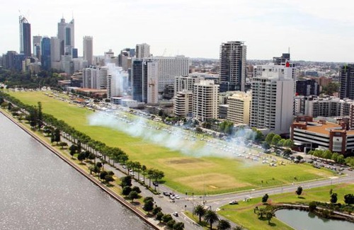 Perth Central Business District Apartment | Affordable & comfortable Apartment on Langley Park