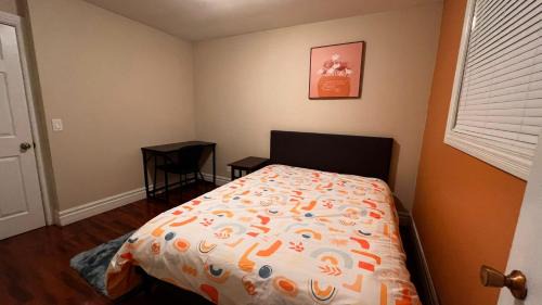 South Central Apartment | Affordable Downtown Private Rooms