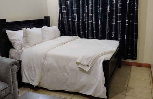 Nairobi West Apartment | Affordable Gateway to Nairobi-West Suites 402
