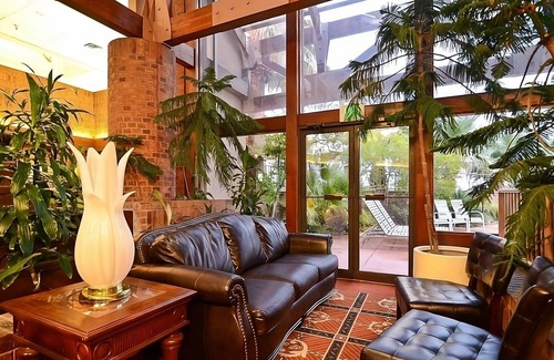 St. George Resort | Affordable Getaway! Free Breakfast, Free Parking, Near Hansen Stadium