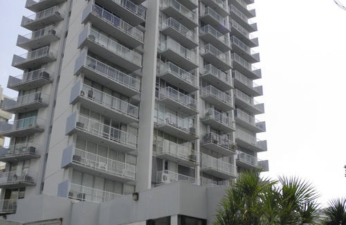 Condado Condo | Affordable Ocean View Studio in the Center of Condado