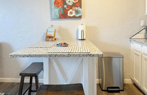 Central Oklahoma City House | Affordable Okc 1br Walk To Paseo Arts #20b