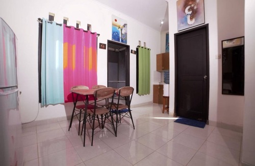 Taman Griya House | Affordable Private Room in Jimbaran, Swimming Pool Available