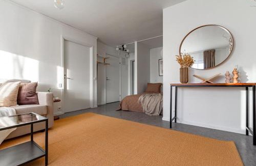 Katarina-Sofia Apartment | Affordable studio in trendy SoFo, construction work