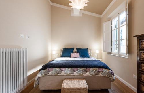 Lucca Historical Center Apartment | Affordable suite with a view - Heart of Lucca, 2 baths, 3 SmartTV