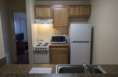 Lynchburg Hotel | Affordable Suites of America Lynchburg
