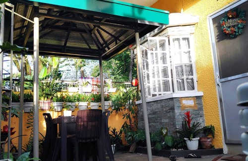 Silang Junction North House | Affordable Tagaytay Home 400m away from the Malls and restaurants.