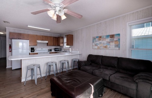 Gulf Shores House | Affordable Vacation Home - Walk to the beach, restaurants, shops, etc!