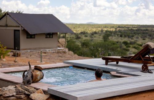 Kamanjab Hotel | AfriCam Safari lodge