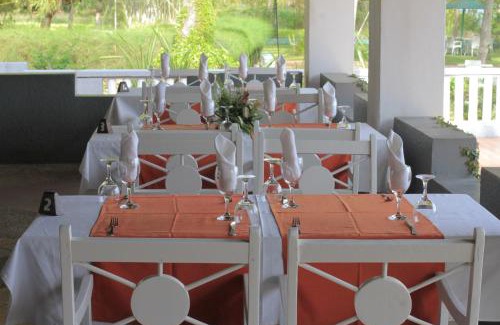 Assinie Hotel | African Queen Lodge