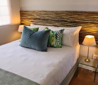 Athlone Bed & Breakfast | African Sands B&B