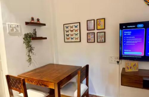 Khattalwada Apartment | African Sojourn 1 bed 2 bath Spacious Prkg Dominos 2