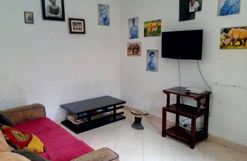 Fort Portal House | Afro Homestay is one of its kind with a cultural touching experince.