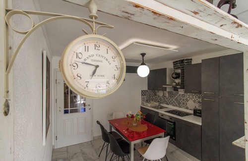 Bakar Bed & Breakfast | Afrodita