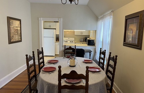 Oneonta Apartment | After the Game 2 - 2nd floor apt near ASV