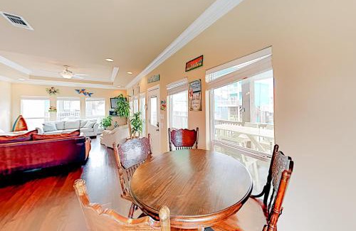 Port Bolivar House | Afternoon D'lite