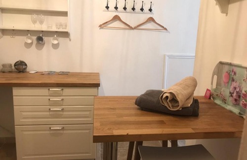 Aix-en-Provence Historic Centre Apartment | Agapée