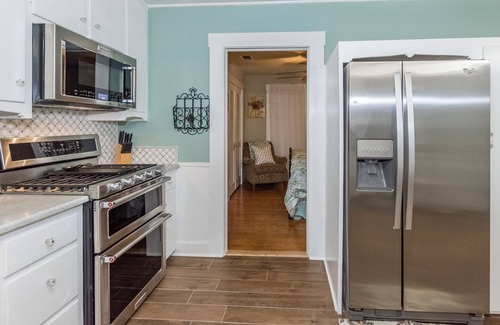Fredericksburg House | Agape Front Home, Sleeps 2-4, one block off Main St., 50A EV charging plug