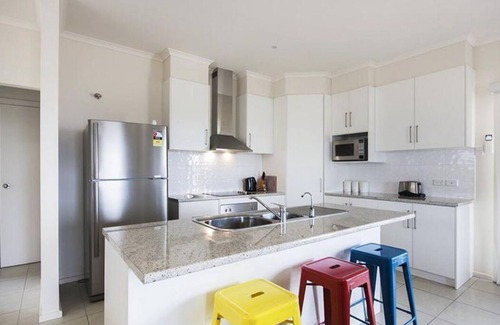 North Beach House | Agape Holiday House - Beachside Retreat(Sleeps 10)
