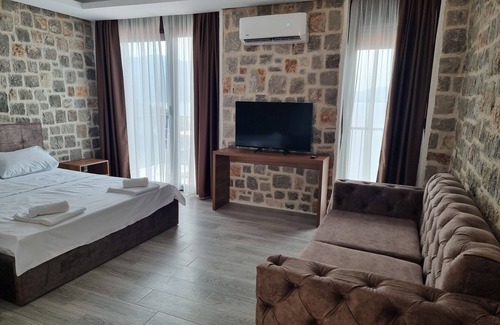 Rose Hotel | Agape Rose
