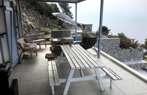 Kontos House | Agapi House Aegina Island