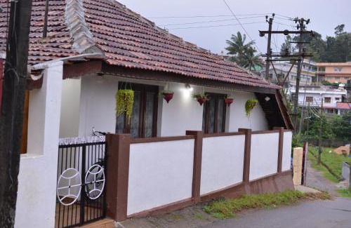 Madikeri House | Agasthya Homestay - With Kitchenette