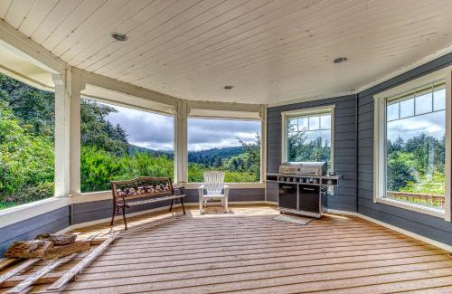 Bandon House | Agate Beach Haven - 4 Bed 4 Bath Vacation home in Bandon