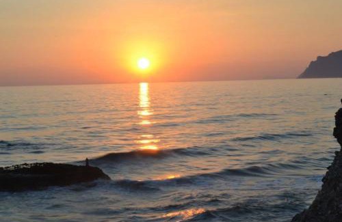 Agios Gordios House | Agathi Beach House (Black Rocks)