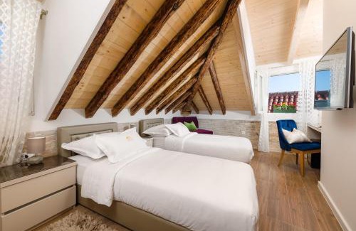 Split House | Agava Lux Rooms&Pool